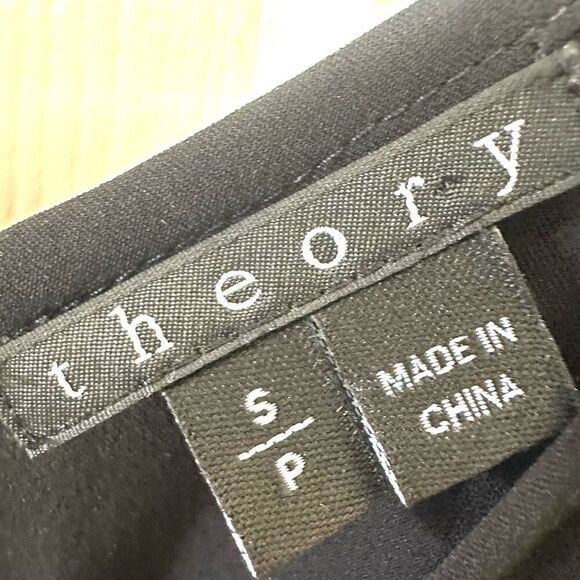 Theory Jethria black silk sleeveless top - Picture 7 of 9